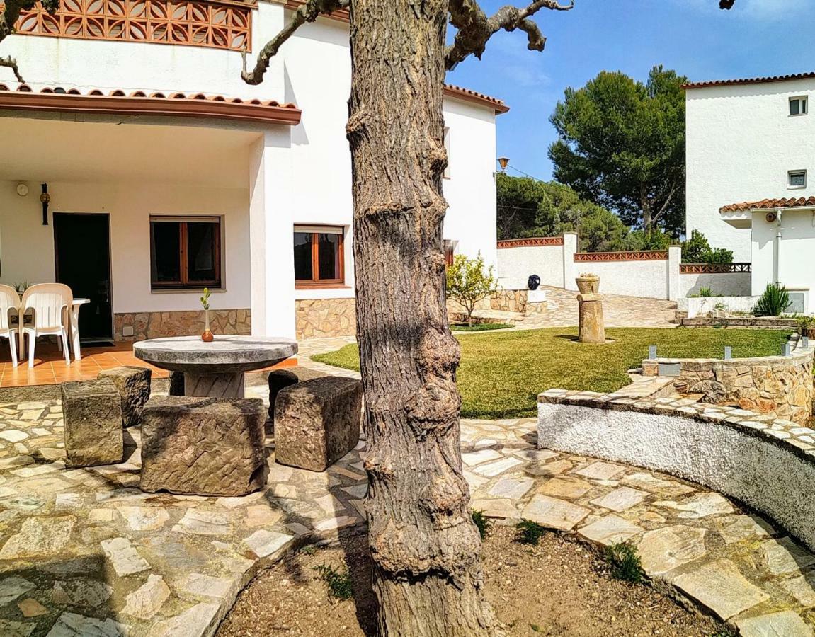 Vacay Apartamento Montgo, Agradable Jardin! En Costa Brava L'Escala! Экстерьер фото